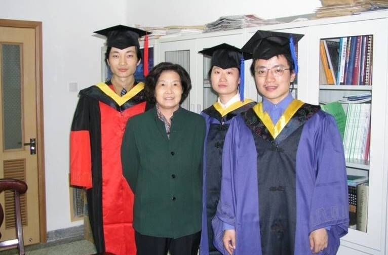 吳德馨先生桃李滿天下