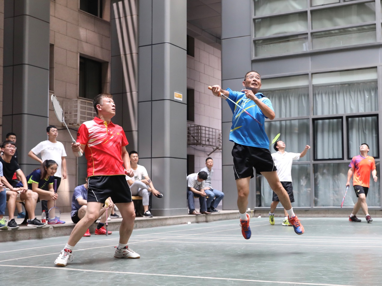 微電子所2018年度羽毛球團(tuán)體賽圓滿收官